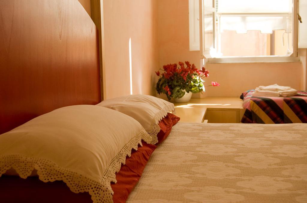 La Tata B&B Леричі Номер фото